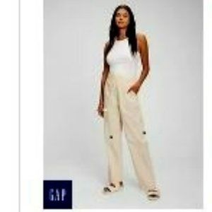 Gap Off Duty Khakis with Washwell XL